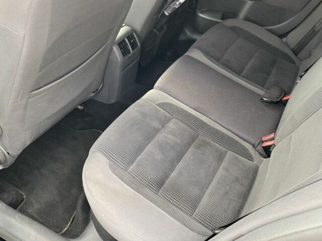 Черный Фольксваген Гольф, объемом двигателя 2 л и пробегом 310 тыс. км за 6799 $, фото 8 на Automoto.ua