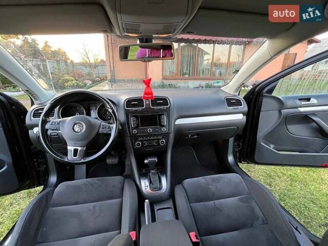 Черный Фольксваген Гольф, объемом двигателя 1.39 л и пробегом 220 тыс. км за 7200 $, фото 4 на Automoto.ua