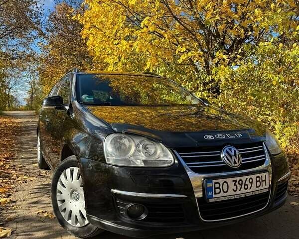 Черный Фольксваген Гольф, объемом двигателя 1.9 л и пробегом 293 тыс. км за 6000 $, фото 2 на Automoto.ua