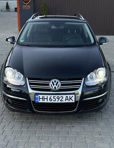 Черный Фольксваген Гольф, объемом двигателя 1.4 л и пробегом 148 тыс. км за 7800 $, фото 12 на Automoto.ua