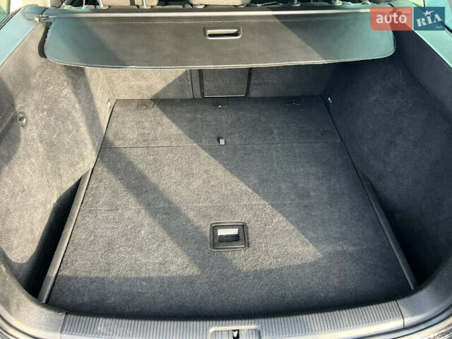 Черный Фольксваген Гольф, объемом двигателя 1.4 л и пробегом 243 тыс. км за 7950 $, фото 16 на Automoto.ua