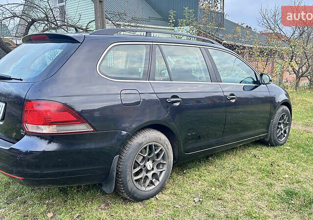 Черный Фольксваген Гольф, объемом двигателя 1.6 л и пробегом 247 тыс. км за 7800 $, фото 9 на Automoto.ua