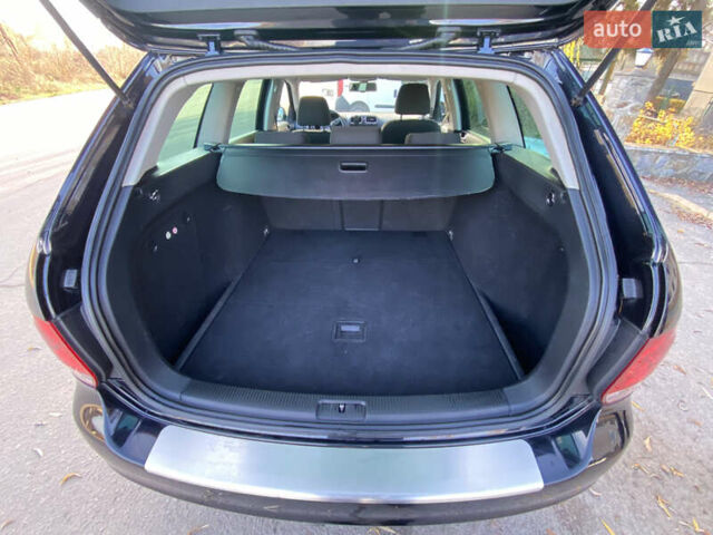 Черный Фольксваген Гольф, объемом двигателя 1.39 л и пробегом 240 тыс. км за 7600 $, фото 7 на Automoto.ua