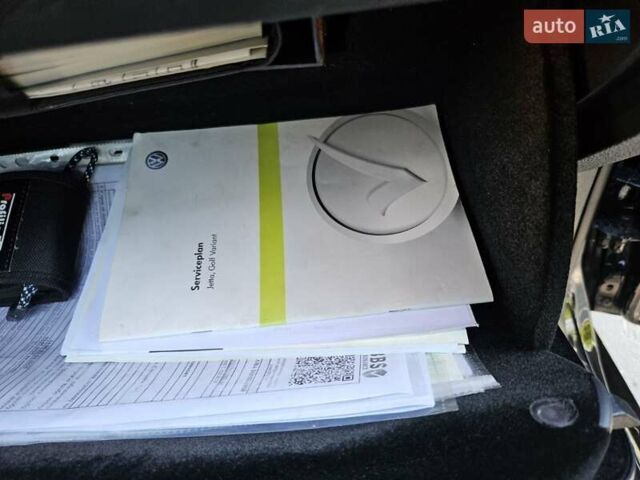 Черный Фольксваген Гольф, объемом двигателя 1.4 л и пробегом 226 тыс. км за 7999 $, фото 35 на Automoto.ua