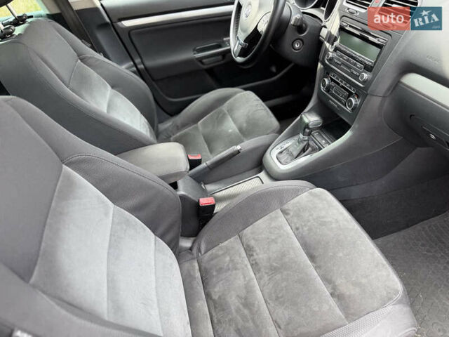 Черный Фольксваген Гольф, объемом двигателя 1.39 л и пробегом 233 тыс. км за 7600 $, фото 19 на Automoto.ua