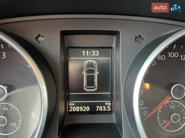 Чорний Фольксваген Гольф, об'ємом двигуна 1.6 л та пробігом 209 тис. км за 9500 $, фото 16 на Automoto.ua
