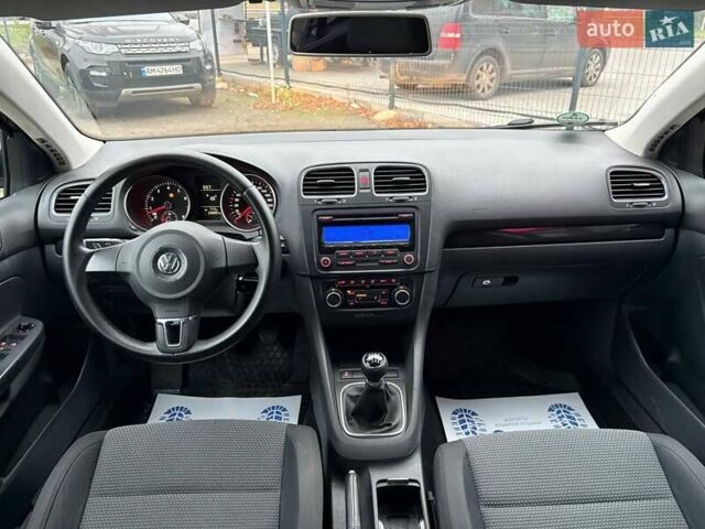 Черный Фольксваген Гольф, объемом двигателя 1.39 л и пробегом 228 тыс. км за 8200 $, фото 10 на Automoto.ua