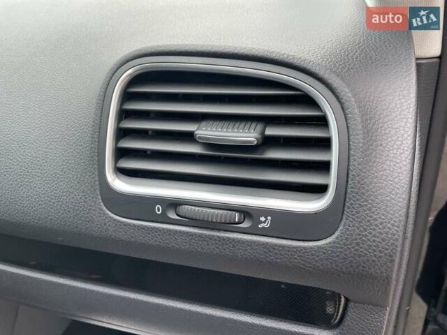 Чорний Фольксваген Гольф, об'ємом двигуна 1.6 л та пробігом 209 тис. км за 9500 $, фото 46 на Automoto.ua