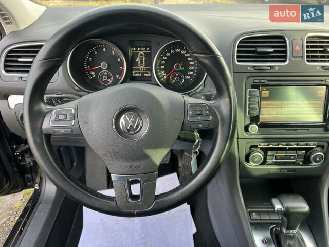 Черный Фольксваген Гольф, объемом двигателя 1.4 л и пробегом 243 тыс. км за 7950 $, фото 9 на Automoto.ua