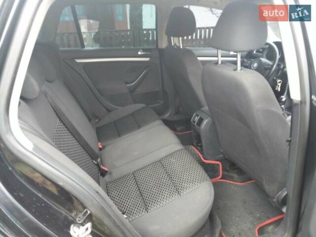 Чорний Фольксваген Гольф, об'ємом двигуна 1.6 л та пробігом 255 тис. км за 7000 $, фото 9 на Automoto.ua