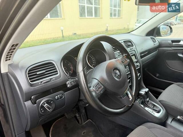 Черный Фольксваген Гольф, объемом двигателя 1.4 л и пробегом 213 тыс. км за 7850 $, фото 11 на Automoto.ua