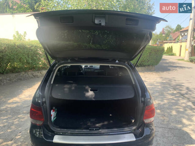 Черный Фольксваген Гольф, объемом двигателя 1.39 л и пробегом 230 тыс. км за 11500 $, фото 35 на Automoto.ua