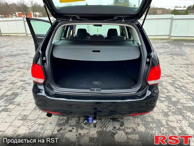 Черный Фольксваген Гольф, объемом двигателя 1.2 л и пробегом 217 тыс. км за 5500 $, фото 7 на Automoto.ua