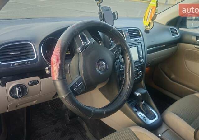 Черный Фольксваген Гольф, объемом двигателя 1.4 л и пробегом 287 тыс. км за 6900 $, фото 8 на Automoto.ua