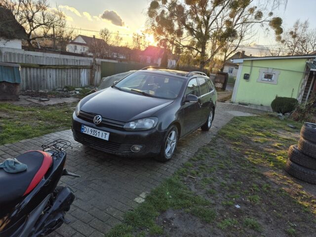 Чорний Фольксваген Гольф, об'ємом двигуна 2 л та пробігом 279 тис. км за 5300 $, фото 3 на Automoto.ua