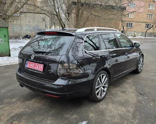 Черный Фольксваген Гольф, объемом двигателя 1.4 л и пробегом 238 тыс. км за 8400 $, фото 17 на Automoto.ua