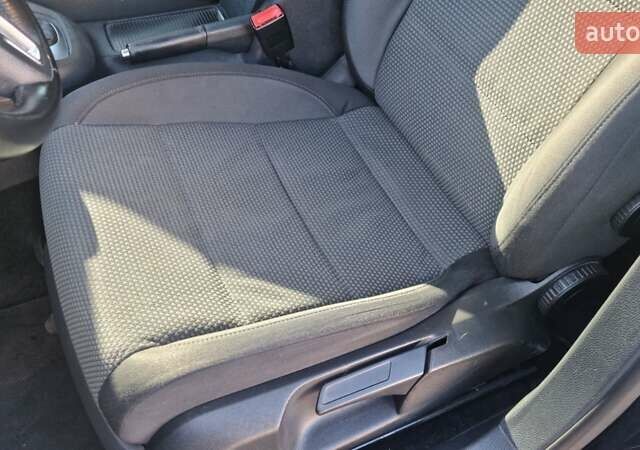 Чорний Фольксваген Гольф, об'ємом двигуна 1.6 л та пробігом 301 тис. км за 8250 $, фото 16 на Automoto.ua