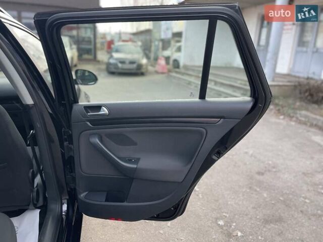 Чорний Фольксваген Гольф, об'ємом двигуна 1.6 л та пробігом 209 тис. км за 9500 $, фото 40 на Automoto.ua