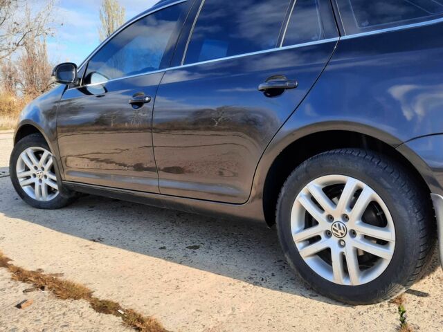 Черный Фольксваген Гольф, объемом двигателя 2 л и пробегом 238 тыс. км за 7200 $, фото 5 на Automoto.ua