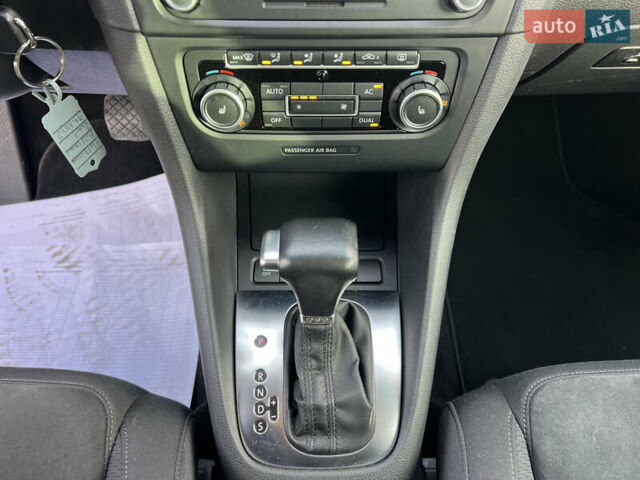 Черный Фольксваген Гольф, объемом двигателя 1.4 л и пробегом 243 тыс. км за 7950 $, фото 11 на Automoto.ua