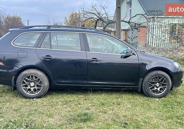 Черный Фольксваген Гольф, объемом двигателя 1.6 л и пробегом 247 тыс. км за 7800 $, фото 10 на Automoto.ua