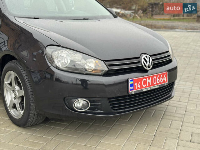 Черный Фольксваген Гольф, объемом двигателя 1.4 л и пробегом 195 тыс. км за 7800 $, фото 14 на Automoto.ua