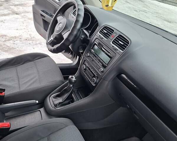 Чорний Фольксваген Гольф, об'ємом двигуна 1.6 л та пробігом 306 тис. км за 6900 $, фото 14 на Automoto.ua