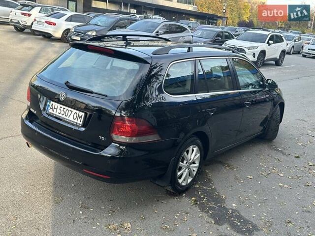 Черный Фольксваген Гольф, объемом двигателя 1.6 л и пробегом 285 тыс. км за 7700 $, фото 6 на Automoto.ua