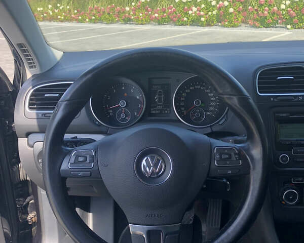 Черный Фольксваген Гольф, объемом двигателя 1.39 л и пробегом 280 тыс. км за 7600 $, фото 18 на Automoto.ua