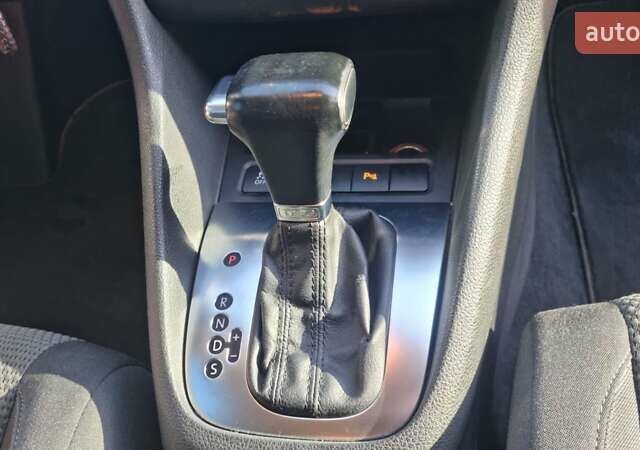 Чорний Фольксваген Гольф, об'ємом двигуна 1.6 л та пробігом 301 тис. км за 8250 $, фото 13 на Automoto.ua