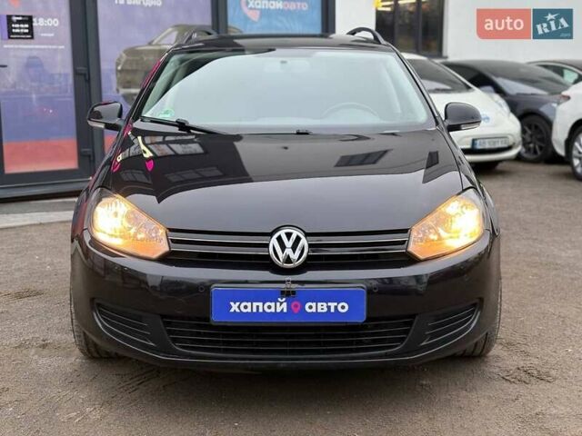 Черный Фольксваген Гольф, объемом двигателя 1.39 л и пробегом 228 тыс. км за 8200 $, фото 1 на Automoto.ua