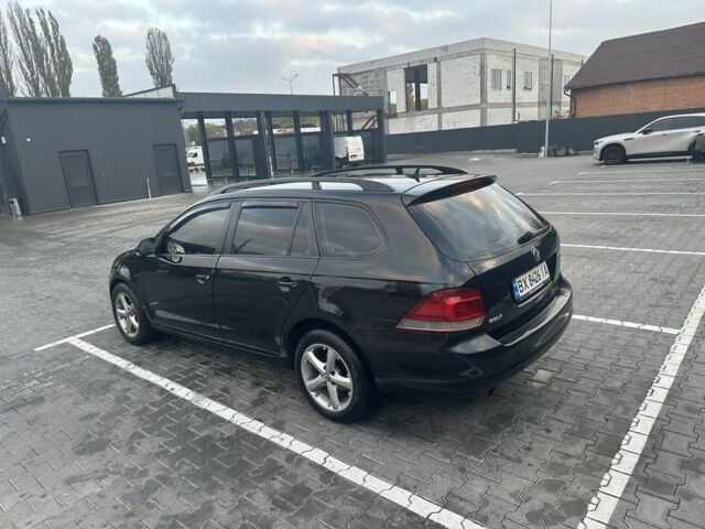 Фольксваген Гольф 2010 в Виннице на Automoto.ua Черный Фольксваген Гольф, объемом двигателя 1.6 л и пробегом 257 тыс. км за 6000 $, фото 4 на Automoto.ua