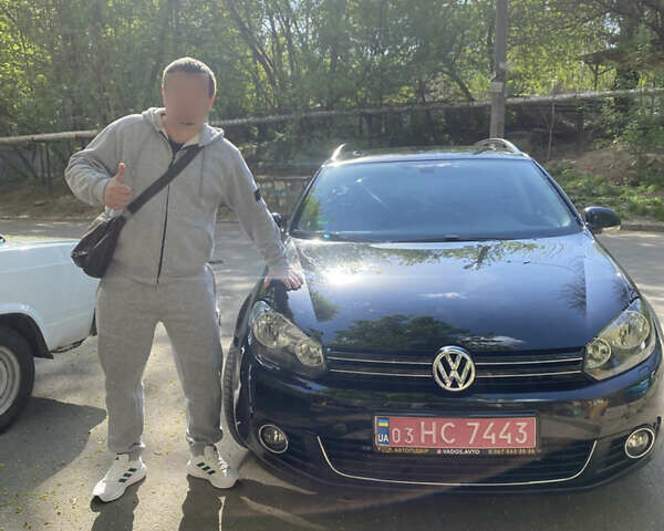 Черный Фольксваген Гольф, объемом двигателя 1.39 л и пробегом 230 тыс. км за 11500 $, фото 15 на Automoto.ua