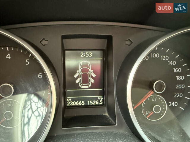 Чорний Фольксваген Гольф, об'ємом двигуна 1.39 л та пробігом 231 тис. км за 6500 $, фото 20 на Automoto.ua