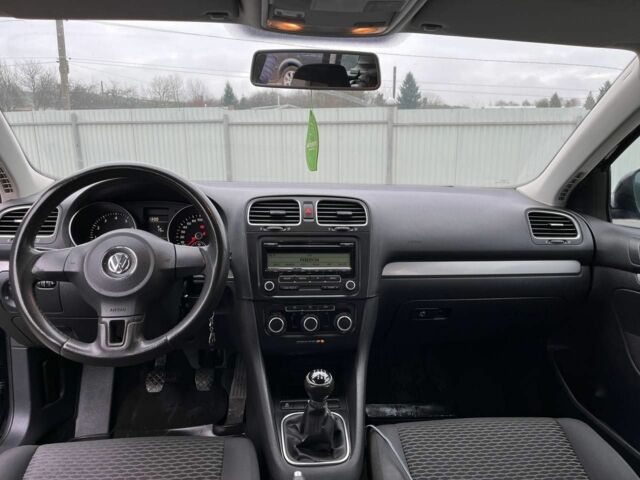 Чорний Фольксваген Гольф, об'ємом двигуна 0 л та пробігом 217 тис. км за 5500 $, фото 5 на Automoto.ua