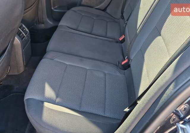 Чорний Фольксваген Гольф, об'ємом двигуна 1.6 л та пробігом 301 тис. км за 8250 $, фото 14 на Automoto.ua