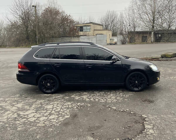 Черный Фольксваген Гольф, объемом двигателя 1.6 л и пробегом 230 тыс. км за 8450 $, фото 5 на Automoto.ua