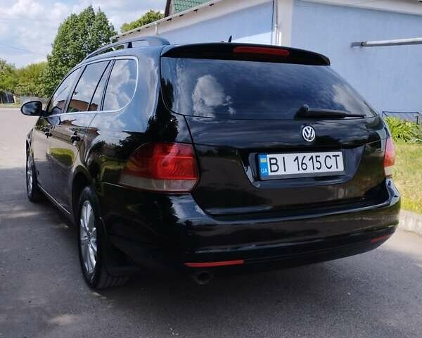 Черный Фольксваген Гольф, объемом двигателя 1.6 л и пробегом 254 тыс. км за 8000 $, фото 4 на Automoto.ua