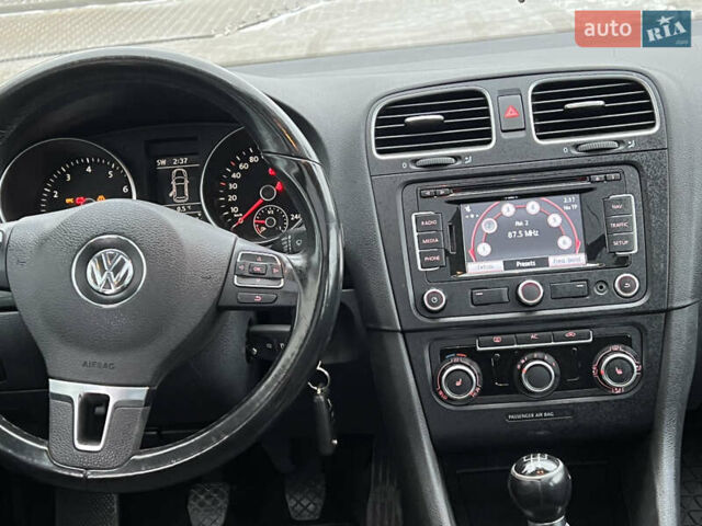 Чорний Фольксваген Гольф, об'ємом двигуна 1.6 л та пробігом 183 тис. км за 7199 $, фото 63 на Automoto.ua