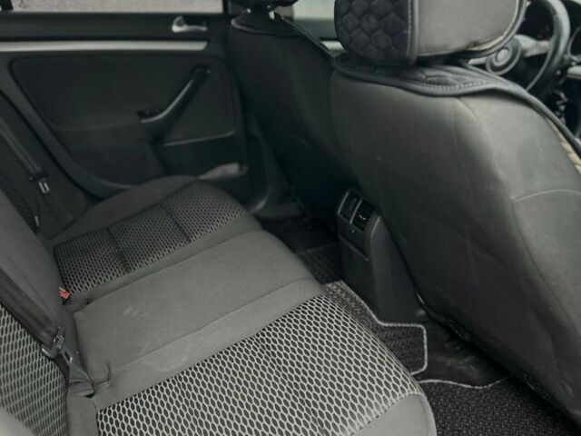 Фольксваген Гольф 2010 в Виннице на Automoto.ua Черный Фольксваген Гольф, объемом двигателя 1.6 л и пробегом 257 тыс. км за 6000 $, фото 16 на Automoto.ua