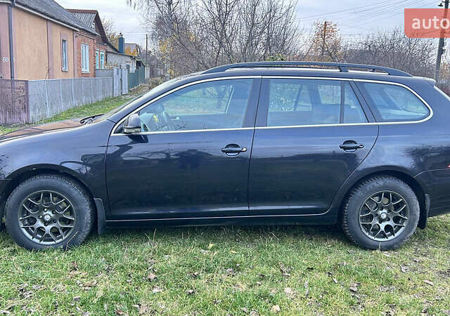 Черный Фольксваген Гольф, объемом двигателя 1.6 л и пробегом 247 тыс. км за 7800 $, фото 4 на Automoto.ua