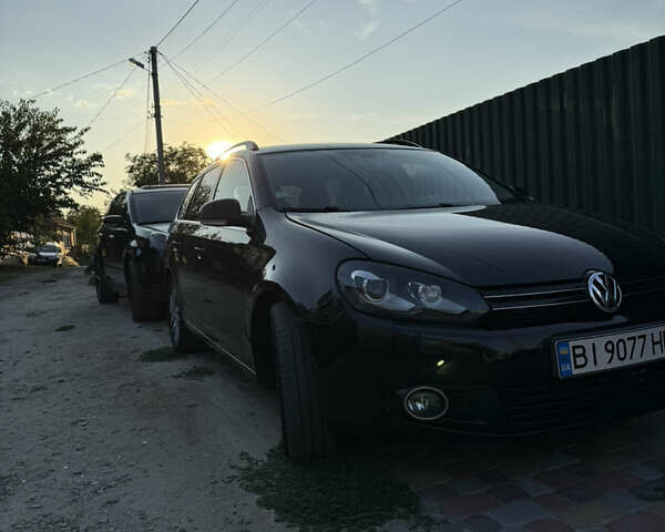 Черный Фольксваген Гольф, объемом двигателя 1.6 л и пробегом 300 тыс. км за 8200 $, фото 18 на Automoto.ua