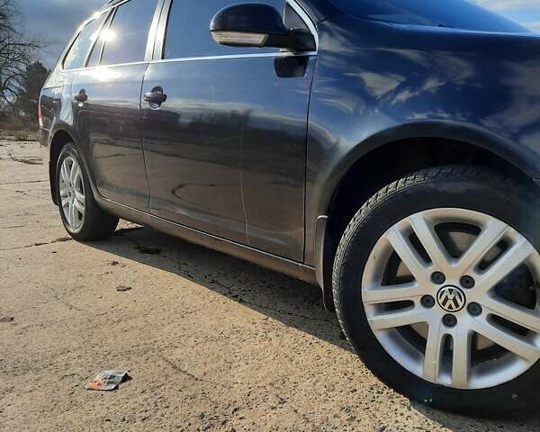 Чорний Фольксваген Гольф, об'ємом двигуна 1.97 л та пробігом 238 тис. км за 7200 $, фото 1 на Automoto.ua