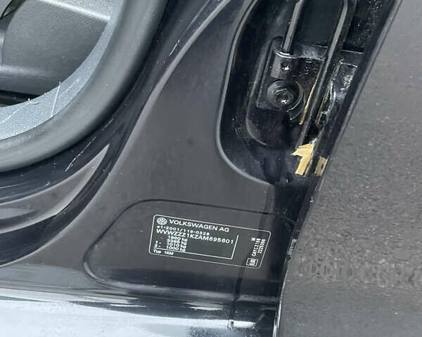 Чорний Фольксваген Гольф, об'ємом двигуна 1.6 л та пробігом 300 тис. км за 6999 $, фото 19 на Automoto.ua