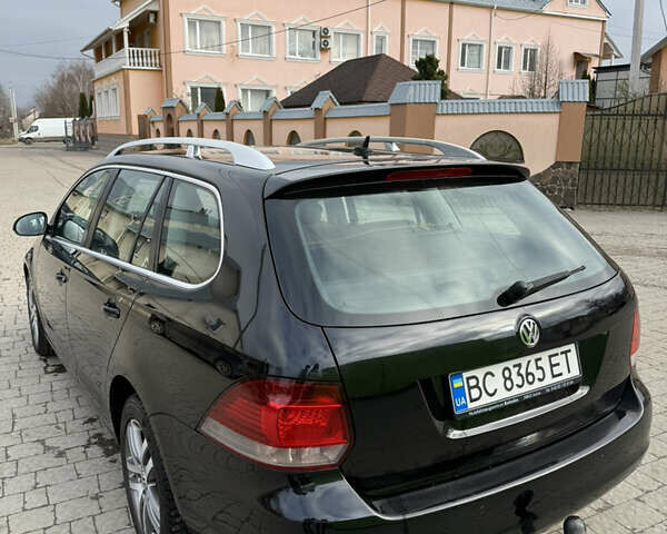 Черный Фольксваген Гольф, объемом двигателя 1.6 л и пробегом 238 тыс. км за 7850 $, фото 4 на Automoto.ua