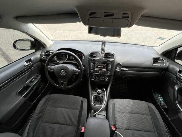 Черный Фольксваген Гольф, объемом двигателя 1.6 л и пробегом 282 тыс. км за 7000 $, фото 10 на Automoto.ua