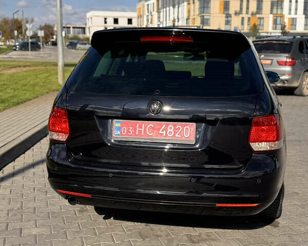 Черный Фольксваген Гольф, объемом двигателя 1.6 л и пробегом 235 тыс. км за 8800 $, фото 17 на Automoto.ua