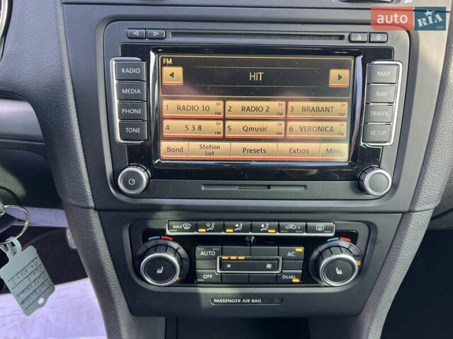 Черный Фольксваген Гольф, объемом двигателя 1.4 л и пробегом 243 тыс. км за 7950 $, фото 12 на Automoto.ua