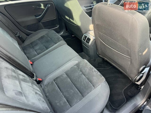 Черный Фольксваген Гольф, объемом двигателя 1.4 л и пробегом 243 тыс. км за 7950 $, фото 17 на Automoto.ua