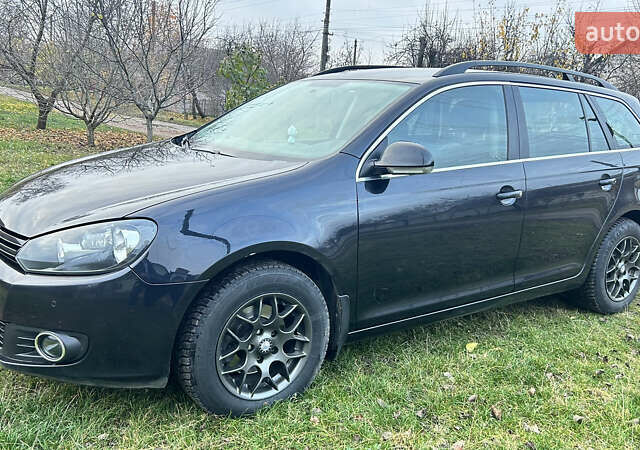 Черный Фольксваген Гольф, объемом двигателя 1.6 л и пробегом 247 тыс. км за 7800 $, фото 3 на Automoto.ua